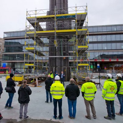 Glasobelisken på Sergels Torg