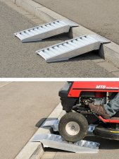 AVS 80 Kort lastramp för hjul- och larvbandmaskiner som klarar 3000 kg per par