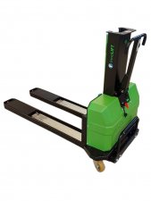 Innolift M5.700.V1, självlastande palldragare för små skåpbilar, kapacitet 400 lyfthöjd 630 mm