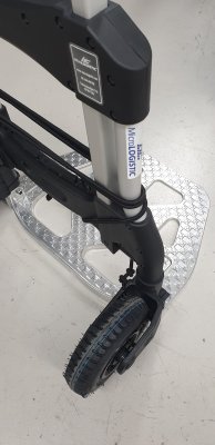 Hopfällbar pirra som klarar 250 kg, lätt men stark konstruktion