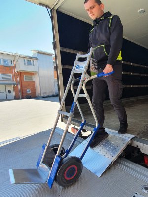 Ramp med handtag, 750 kg, 700 x 600 x 60 mm, aluminium