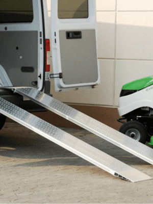 AOS 300 lastramper i aluminium passar olika slags flak