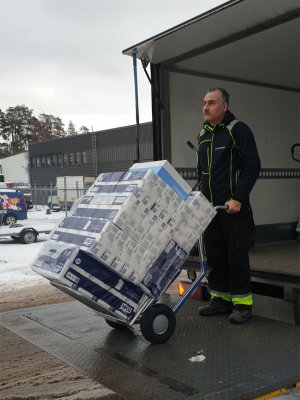 Pirra med hög rygg och trappmedar används av proffs vid transporter