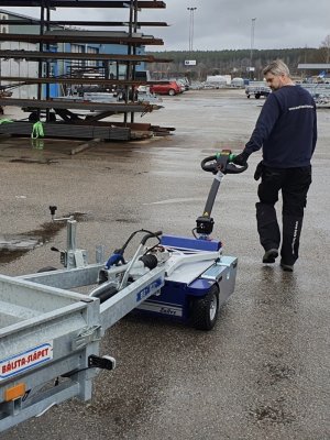 Zallys M6.5 elektrisk dragare med lyftsystem används inom industri