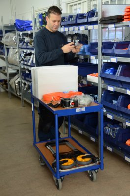 Bordsvagn, 2 hyllplan, 250 kg, antracit