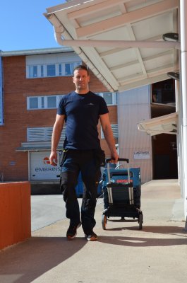 Hopfällbar pirra som klarar 125 kg perfekt arbetsredskap