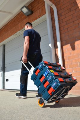 Hopfällbar pirra som klarar 125 kg passar mycket bra för lättare arbeten