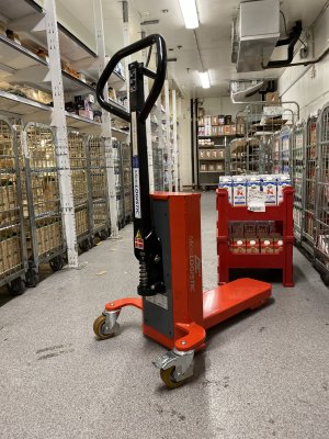 Kvartspallslyft LogiQ 300