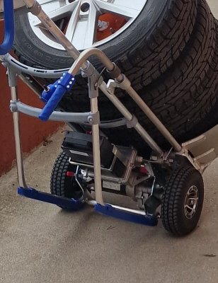 Närbild på däckpirra med elmotor