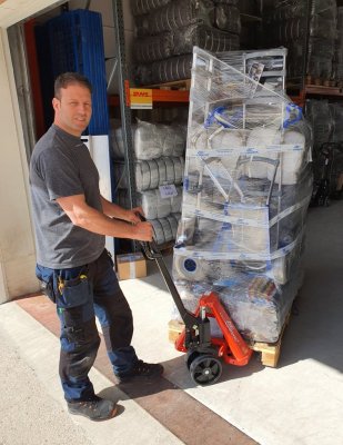 Pallyftare Panther 3082, Quicklift, 3000 kg, röd