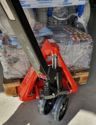 Pallyftare Panther 2582, Quicklift , 2000 kg, Röd, Boogie Hjul